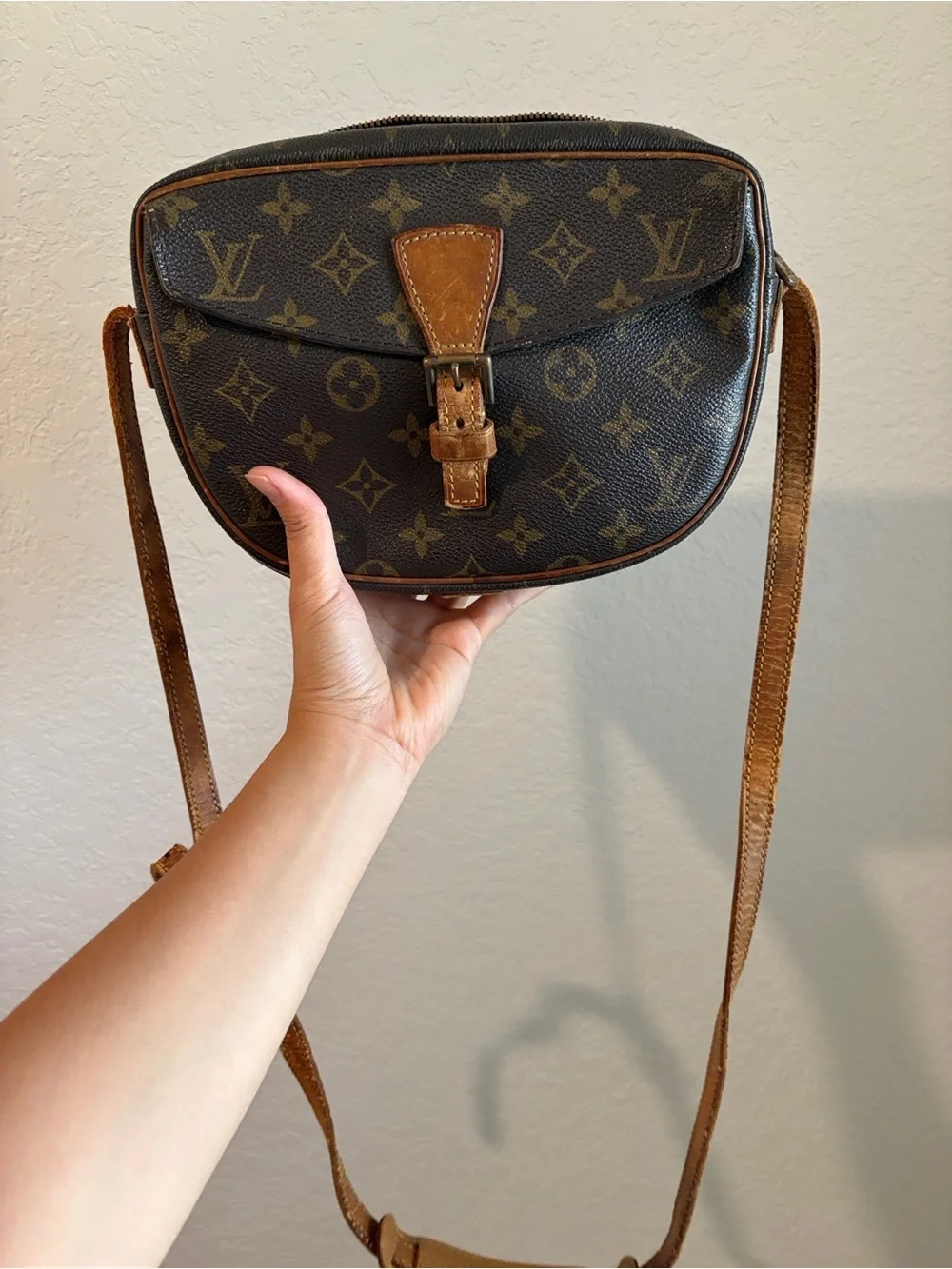 Louis Vuitton Jeunefille GM  Monogram Crossbody Bag